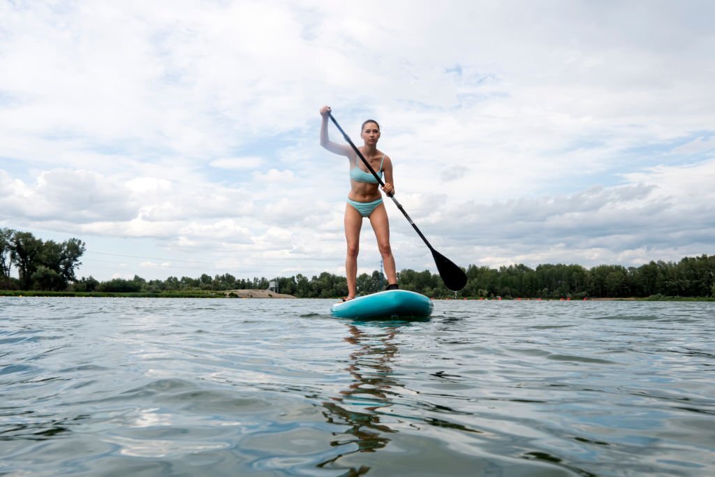 calories burned paddleboarding