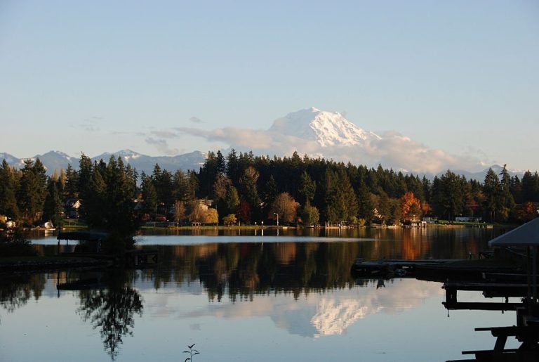 Seattle Paddleboarding: Top 12 Spots - Paddleboard Insiders