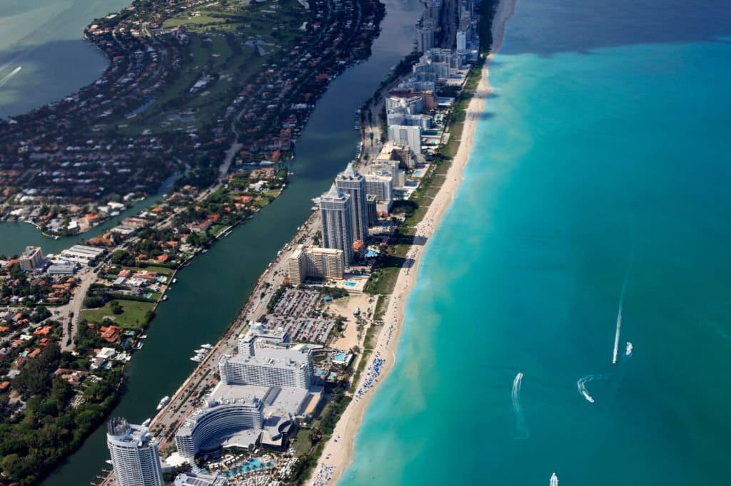 paddleboarding Key Biscayne