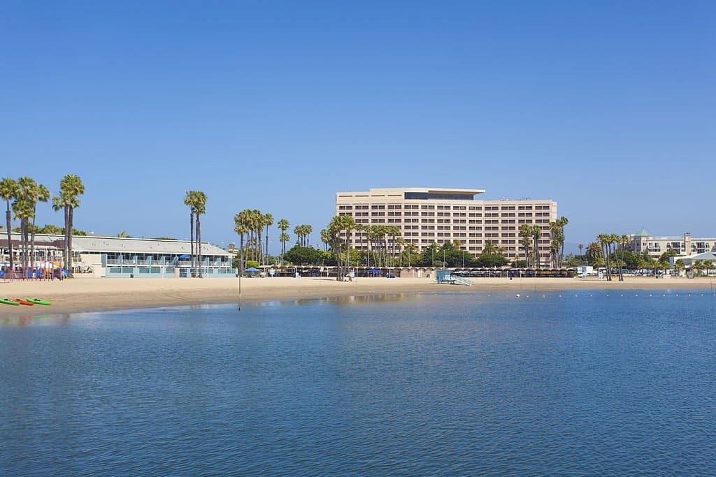 paddleboarding marina del rey