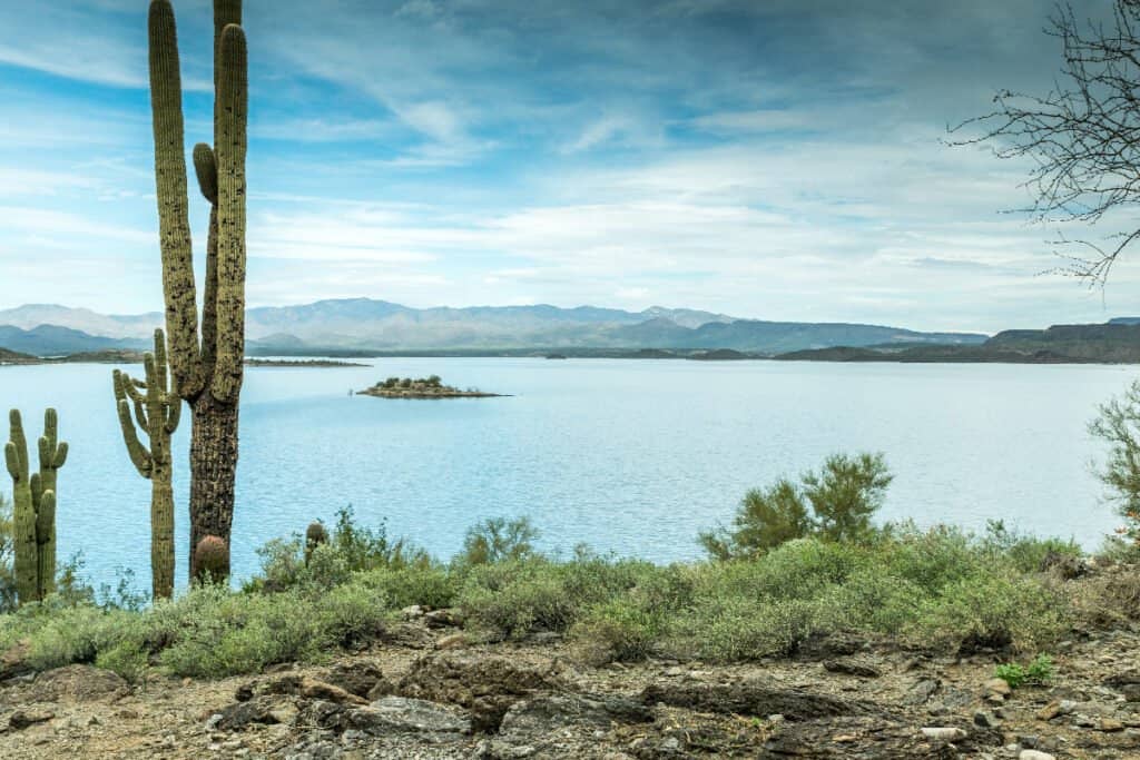 lake pleasant paddle boarding