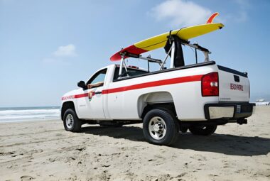 paddle board truck rack