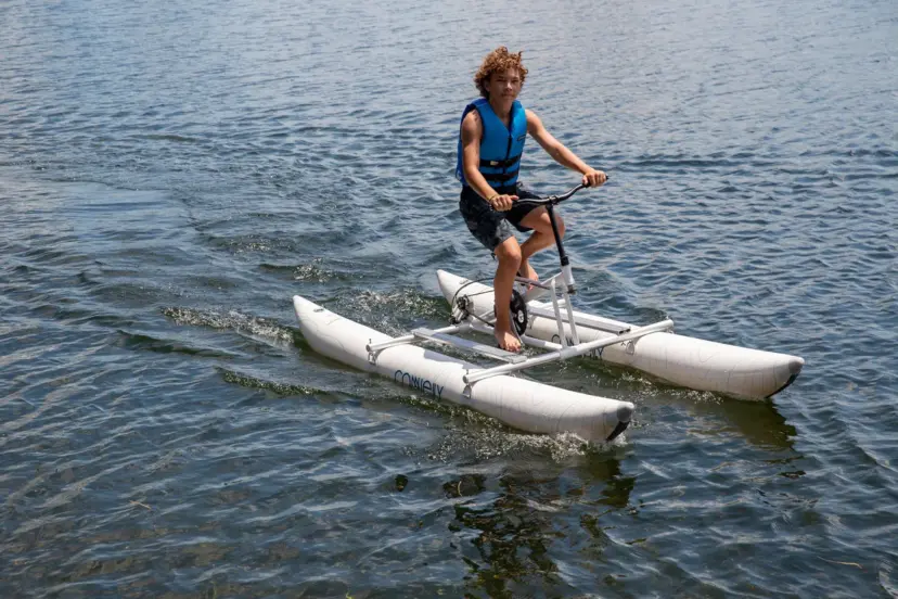 stand up paddle board with pedals
